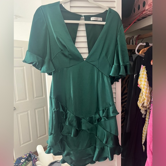 Green midi dress - Picture 2 of 4